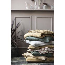 Vintage quilt mustard