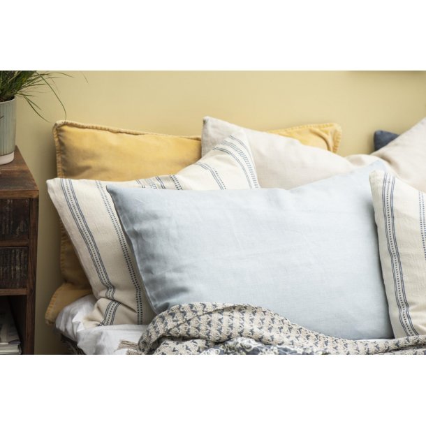 Pude blue shade, 50x70 cm