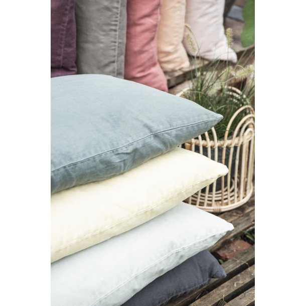 Pude blue shade, 50x70 cm