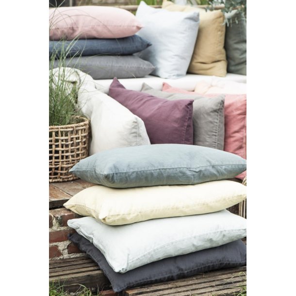 Pude blue shade, 50x70 cm