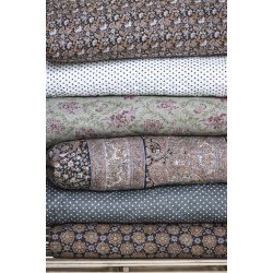 Quilt oliven med blomstermnster