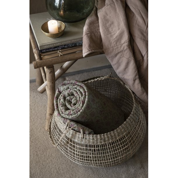 Quilt oliven med blomstermnster